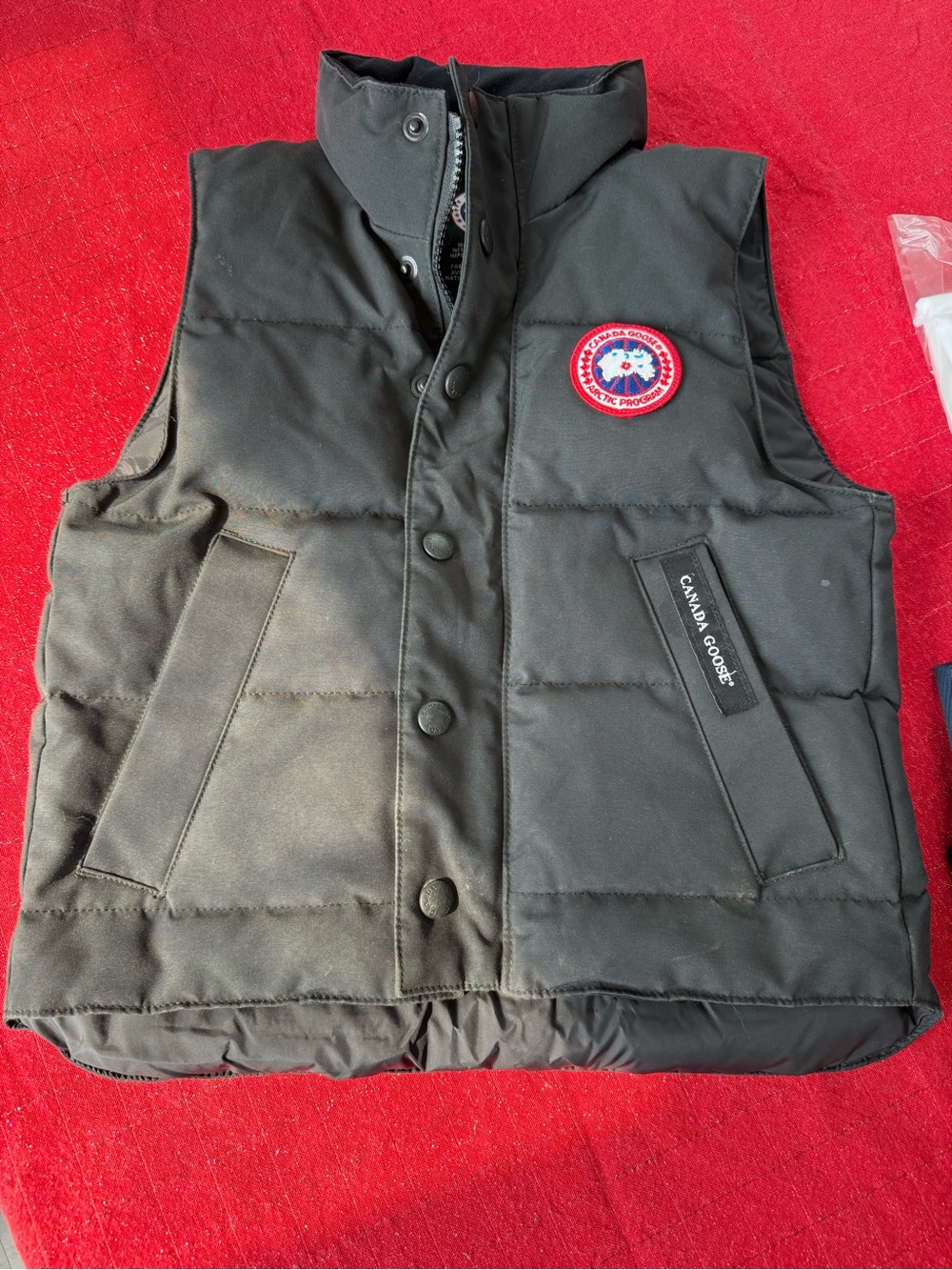 Canada Goose boy’s 6 years old Black Quilted Down Vest